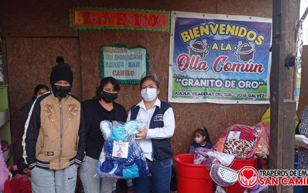 Dona Ropa a Domicilio: Guía Fácil para Ayudar desde Casa